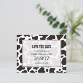 Fond à motif de vache carte de Save the Date (Debout devant)