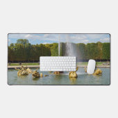 Fontaine de dragon dans le jardin de Versailles -  (Clavier et souris)