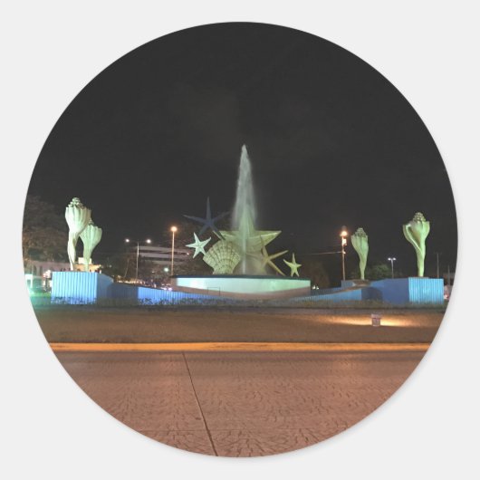Fontaine Plaza Caracol, Stickers Cancun (Devant)