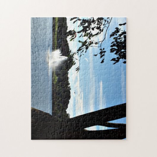 Fontaine sur le lac Puzzle (Vertical)