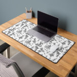 Fontaines et arbres fantastiques vintages Toile-B<br><div class="desc">Adaptation harmonieuse historique d'un motif textile John Munn anglais gravé toile de jouy vers 1770 avec un monument classique à Shakespeare,  fontaines,  oiseaux et fleurs exotiques. Noir sur arrière - plan blanc.</div>