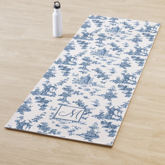  fonteinen en bomen met blauw monogram yogamat (In situ)
