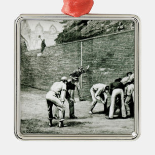 Football aan de muur in Eton Metalen Ornament