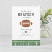 Football Boy Anniversaire Fête Invitation (Debout devant)
