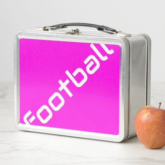 FOOTBALL Leuke witte diagonale tekst op fel roze (In situ)