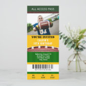 Football Ticket Birthday Uitnodiging (Staand voorkant)