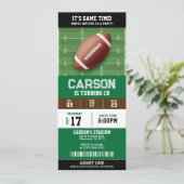 Football verjaardagsfeestticket kaart (Staand voorkant)