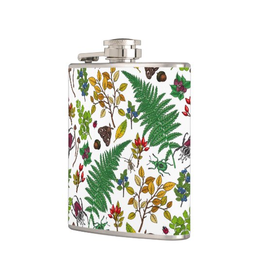 Forest berries, leaves and bugs on white heupfles (Links)