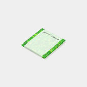"Forest" of Green Triangle Shapes Pattern + Name Post-it® Notes (Schuin)