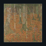 Forêt de bouleau par Gustav Klimt, Art Nouveau Vin<br><div class="desc">Birch Forest (vers 1903) de Gustav Klimt est une peinture vintage de l'époque victorienne symbolisant un paysage d'art de grande qualité présentant une scène naturelle. Une forêt de bouleaux et de feuilles en automne avec des feuilles bruns éparpillés sur le sol. À propos de l'artiste : Gustav Klimt (1862-1918) était...</div>