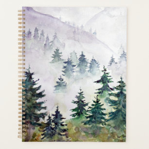 forêt de pins après l'aquarelle peinte à la main a