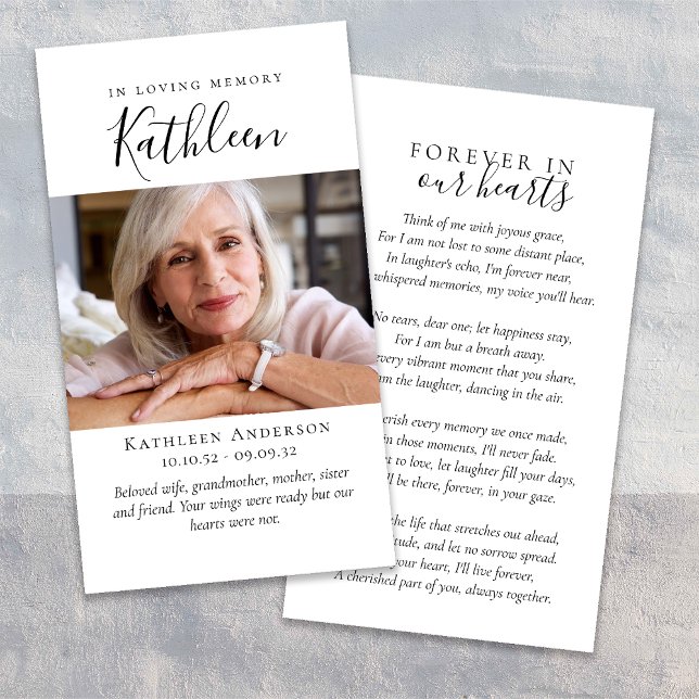 Forever in Our Hearts Script Funeral Prayer Card (Créateur téléchargé)