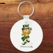 Forever Lucky Green Gnome & Monogram op wit Sleutelhanger (Voorkant)