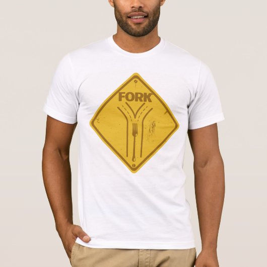 Fork in de weg grappig verkeersbord t-shirt (Voorkant)