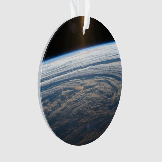 Formations Nuageuses Dans L'Océan Indien Sud. (devant)