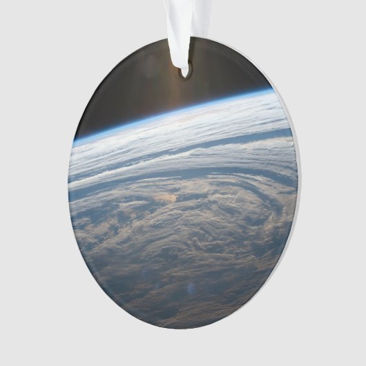 Formations Nuageuses Dans L'Océan Indien Sud. (devant)