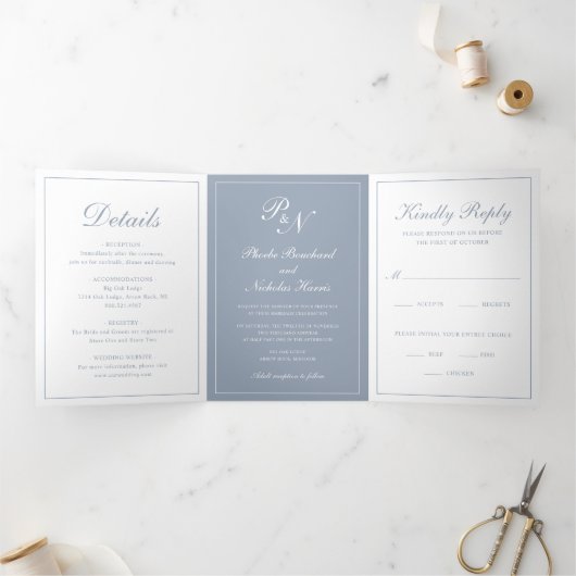 Formele monogram Foto Dusty Blue Elegant Wedding Drieluik Uitnodiging (Binnen)