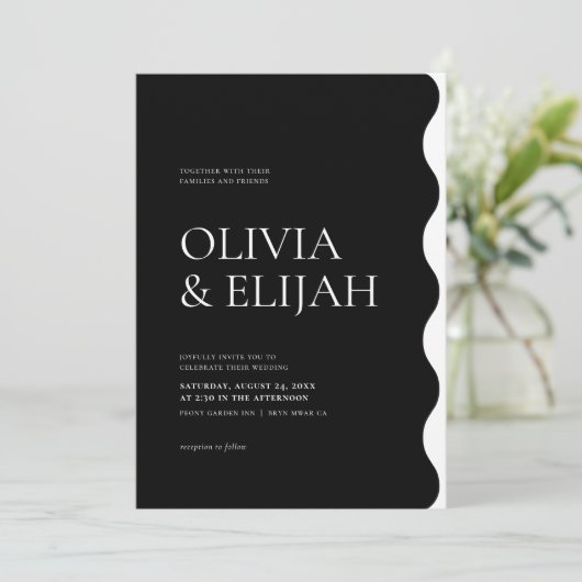 Formele Zwart & Wit Moderne Golvende Bruiloft Kaart (Staand voorkant)