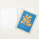 Formes artistiques Abstraites inspirées de Matisse<br><div class="desc">Planifiez vos journées en beauté avec ce bel urbaniste qui présente un design de couverture d'art abstrait inspiré par la matisse en bleu et jaune,  personnalisé avec votre nom.</div>