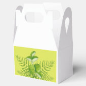 Formulieren in groen op een Gable Favor Box Bedankdoosjes (Geopend)