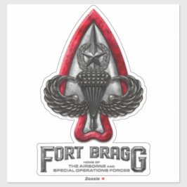 Fort Bragg 14"Hoge Custom-Cut Vinyl Sticker