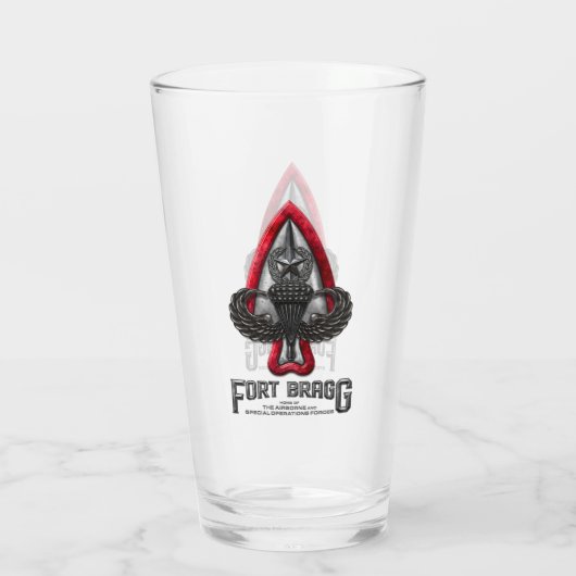 Fort Bragg 16 oz Pint Glas (Achterkant)