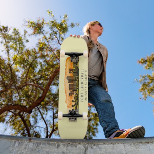 Fort Lauderdale Skyline & Coordinates Skateboard (Buiten 1)