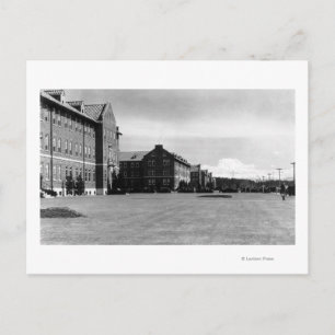 Fort Lewis, WA Uitzicht Barracks en Mt. Rainier Briefkaart