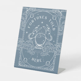 Fortunes vertelde hier blauw reclamebord met voetstuk