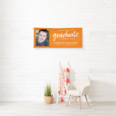 Foto afstuderen - Klasse van met Oranje virtueel Spandoek (Insitu)