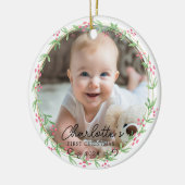 Foto Baby's First Christmas - Schattigee rustieke  Keramisch Ornament (Links)
