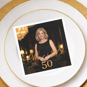 Foto Cheers elegante script gouden verjaardag lunc Servet