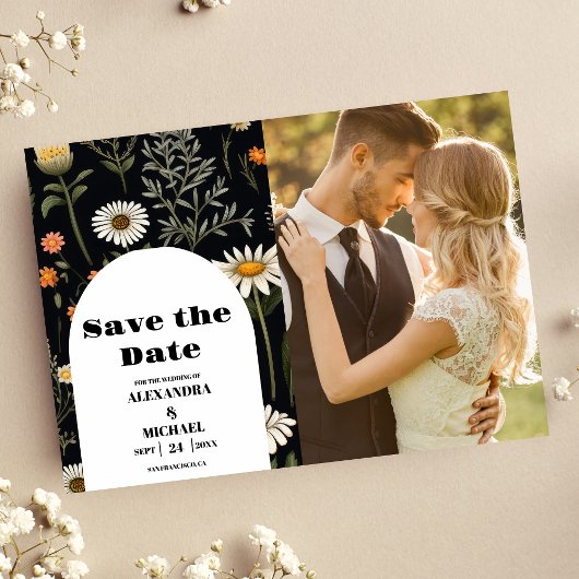Foto Elegante Boho Wildflower bruiloft Save The Date