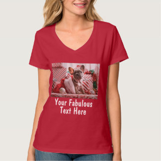 Foto en tekst toevoegen Aangepaste V-hals rood T-shirt