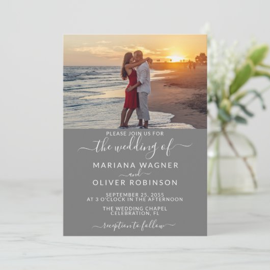 Foto Grijs Elegant Script Bruiloft Kaart (Staand voorkant)