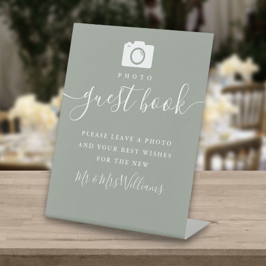 Foto Guest Book Sage Green Signature Script Reclamebord Met Voetstuk