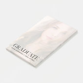 Foto met Afstuderen tekst en overlay Post-it® Notes (Schuin)