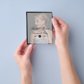 Foto Moderne begrotingsuitnodiging in Bridal Flyer (Hand)