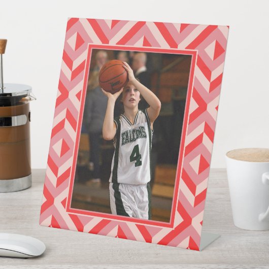 Foto Rood Drietonige Diamant Patroon Reclamebord Met Voetstuk (Insitu)