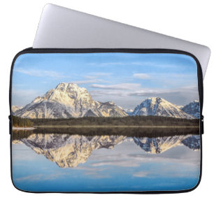 Foto van Alaska Mountains Laptop Sleeve