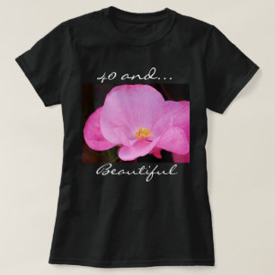 Foto van Beauful Pink Flowers 40th Birthday T-shirt