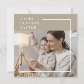 Foto van Beige Modern | Vrolijk geborsteld Pasen (Voorkant)