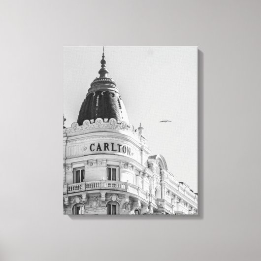 Foto van Cannes bnw van Carlton hotel Canvas Afdruk (Voorkant)