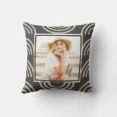 Foto van Chic Gray Rainbow Kussen (Achterkant)