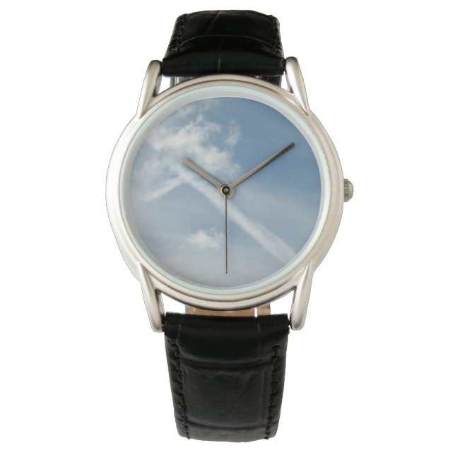 Foto van Cross onder Clouds Horloge (Voorkant)