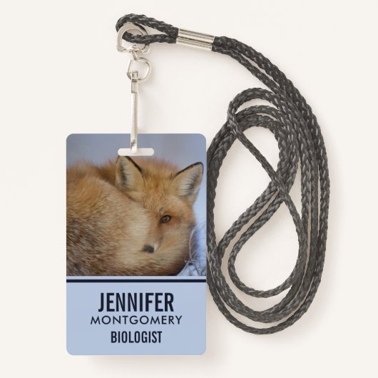 Foto van Cute Little Fox gekrompen in Winter Badge (Voorkant met draagriem)