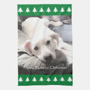 Foto van Cute White Dog Green-kerstbomen Theedoek