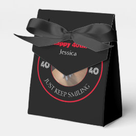 Foto van Dog Grinning Birthday 40 Black en Red Bedankdoosjes