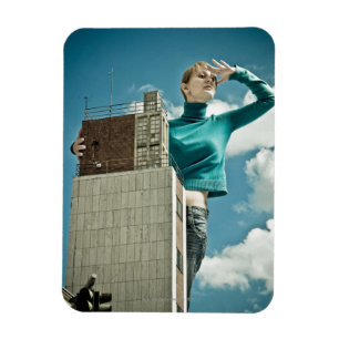 foto van een jong meisje op foto van de stad magneet