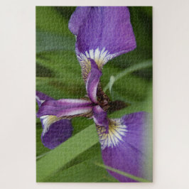 Foto van een mooie, paarse irisbloem legpuzzel